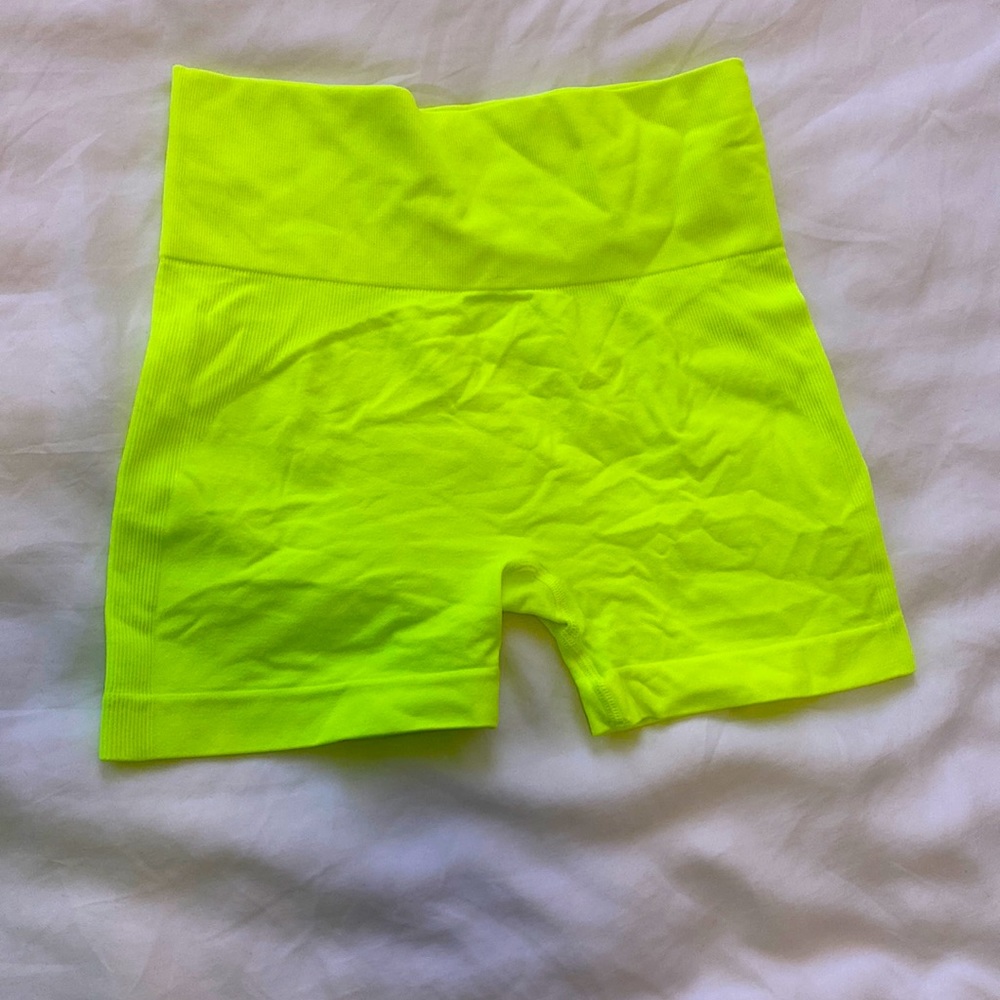 HIGHLIGHTER NEON YELLOW BIKE SHORT EXTRA SHORT VERY STRETCHY